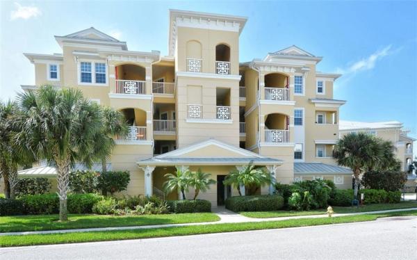 HAMMOCKS-VILLAS PH 01