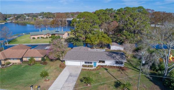 TROPICAL SHORES MANOR