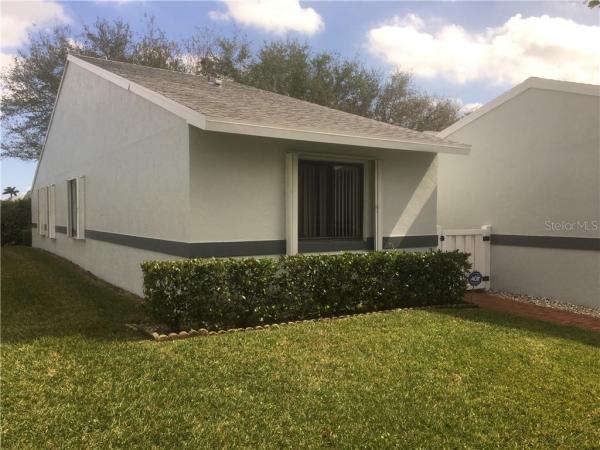 ARBOURS PALM BEACHES CONDO 02