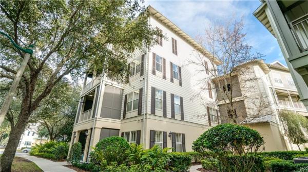 CARLYLE RESIDENCES SOUTH/CELEB