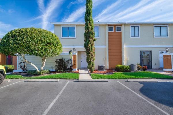 BUENAVENTURA LAKES SILVER PARK VILLAS 03