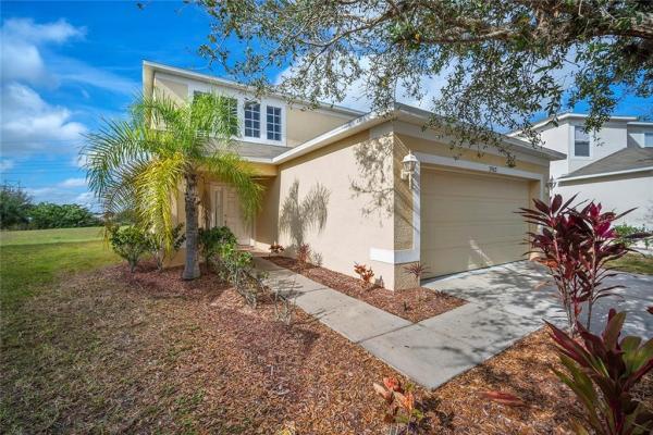 CARRIAGE POINTE PH 01