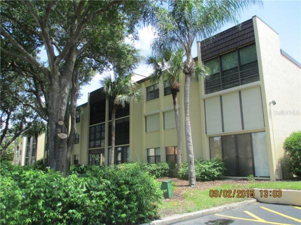 LAKEVIEW OF LARGO SOUTH CONDO