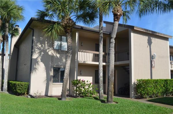 EAST LAKE WOODLANDS CONDO