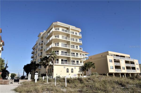 CHATEAU ON WHITE SANDS