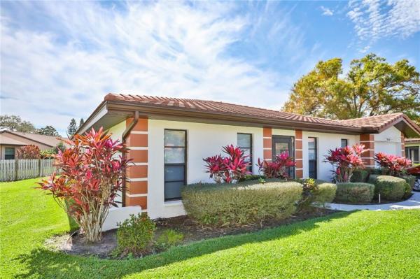 VIVIENDA AT BRADENTON I CONDO