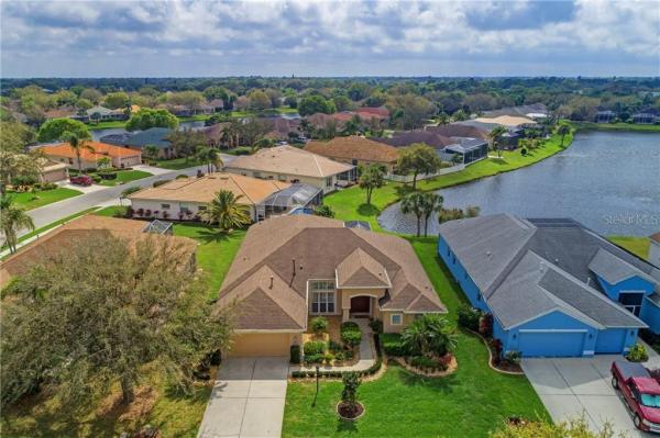 CARLYLE AT VILLAGE OF PALM AIRE UN4