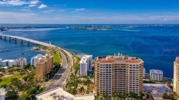 THE TOWER RESIDENCES