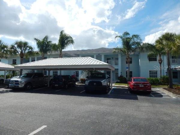 LAKES EDGE AT DEEP CREEK BLDG 03