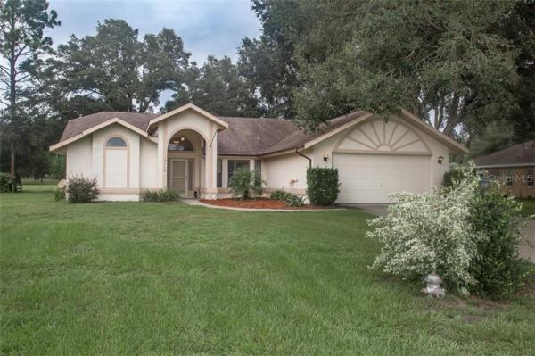 FAIRWAYS AT ROLLING HILLS