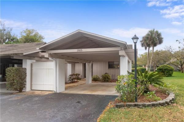 ERROL VILLAGE 01 CONDO