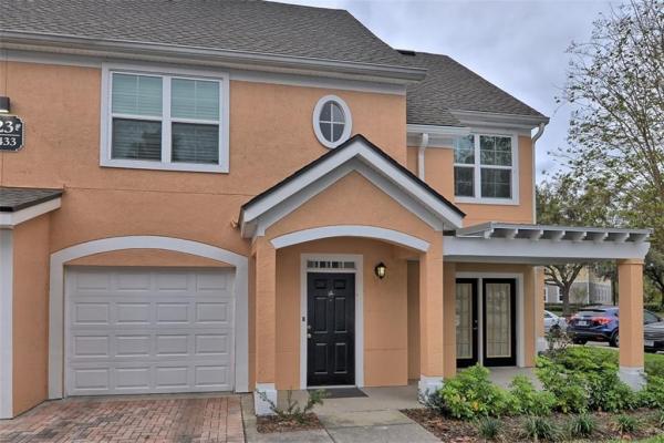 HAMPTONS AT METROWEST