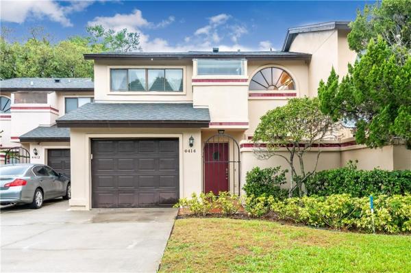 DUNWOODY PLACE CONDO