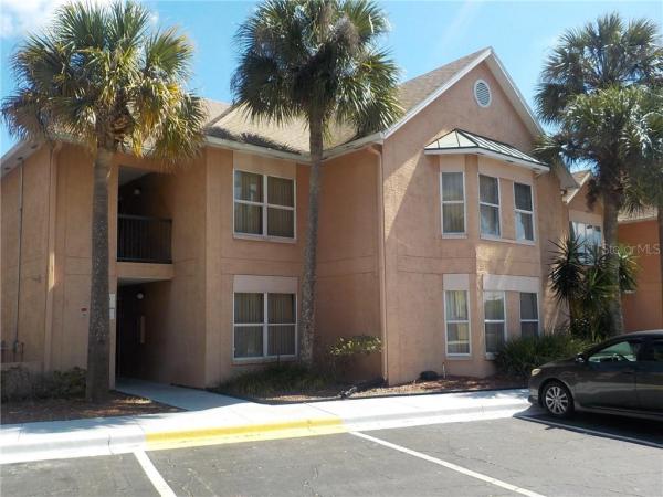 PARKWAY PALMS RSRT MAINGATE