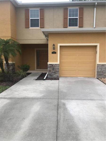 HIDDEN RIVER TWNHMS PH 1