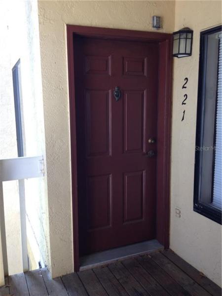 BELLEAIR VILLAGE CONDO