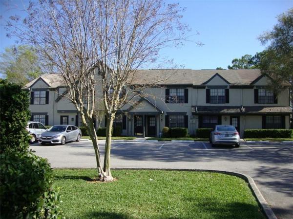 BRIGADOON ON LAKE HEATHER TWNHMS PH 02