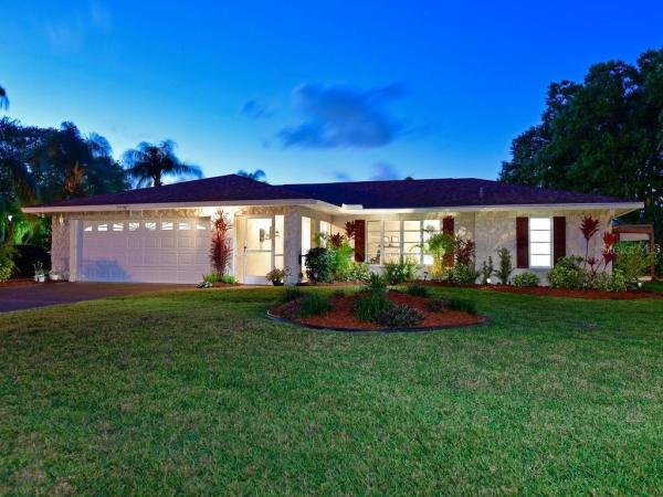 SUNRISE GOLF CLUB ESTATES