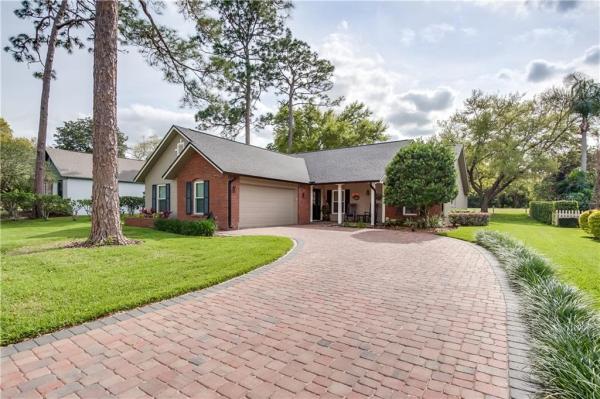 FAIRWAY OAKS AT DEER RUN