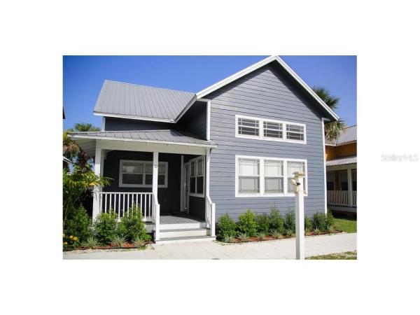 COTTAGES AT THE LAKE