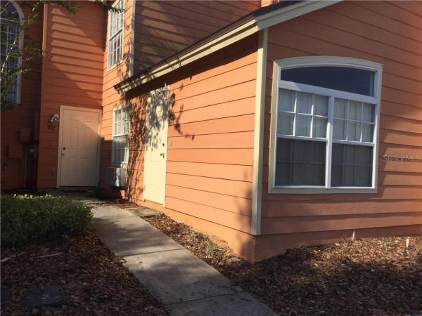 ISLAND CLUB WEST PH 02