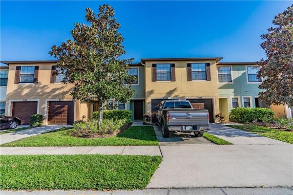 EDGEWATER AT LAKE BRANDON