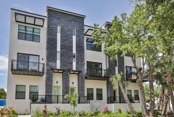 SOUTH WESTSHORE TWNHMS