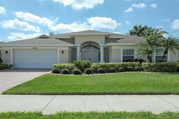 COURTYARDS AT BARDMOOR
