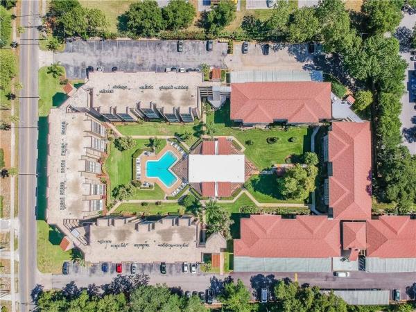 SUNSHINE TOWERS RESIDENCES