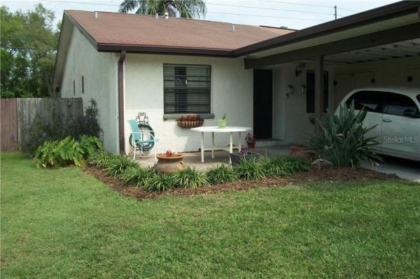 VILLAS OF SUNSET GROVE