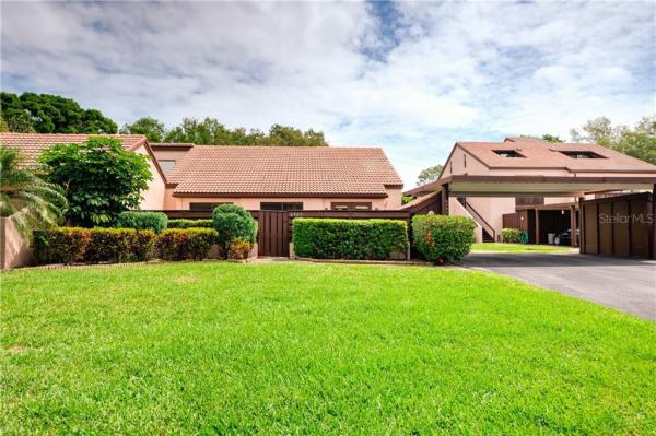 PELICAN CREEK VILLAGE CONDO