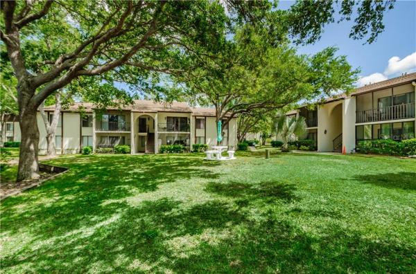 PINE RIDGE AT PALM HARBOR