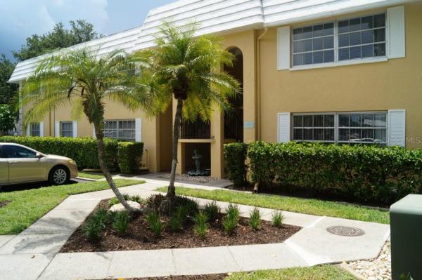 BAYWOOD COLONY GARDEN APTS