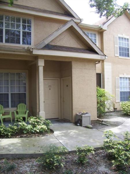 CRESCENT PLACE AT LAKE LOTUS CONDO