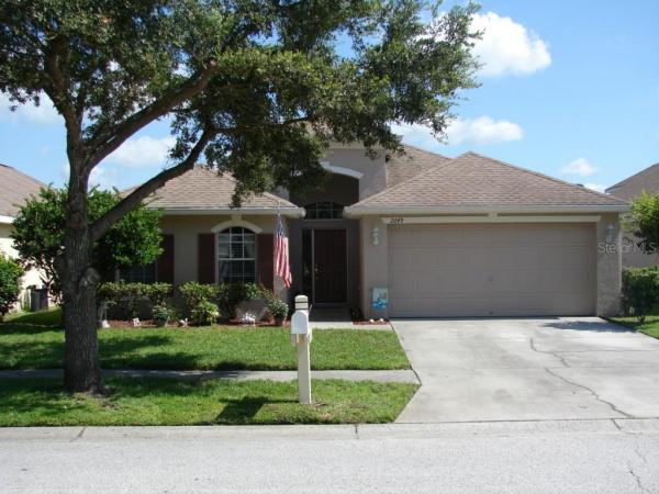 VALENCIA GARDENS PH 02