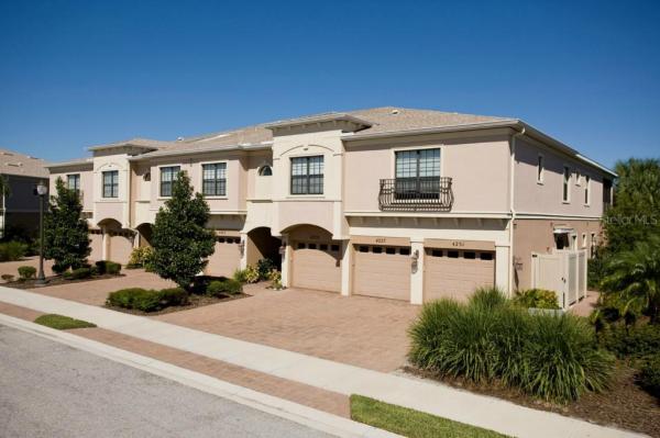 PALMA SOLA TRACE CONDO