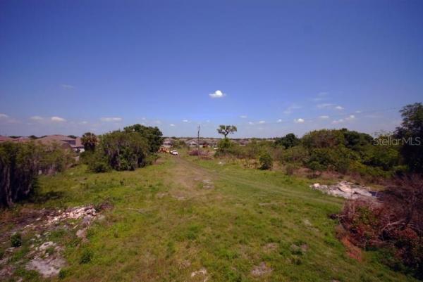 PARKWAY BUS CENTER AT OAK CREEK PRCL 05
