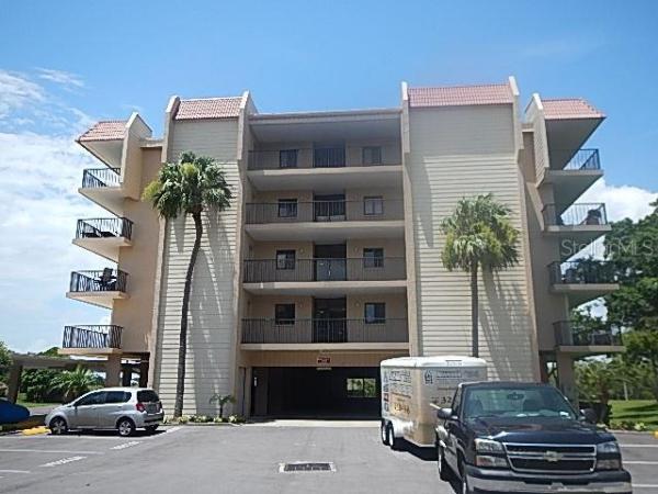 MEDITERRANEAN MANORS