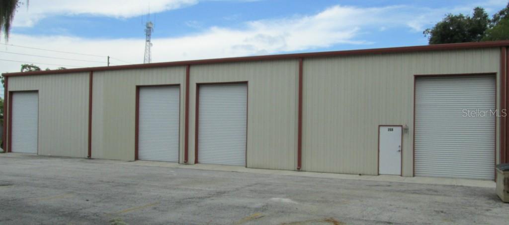 Commercial - фото