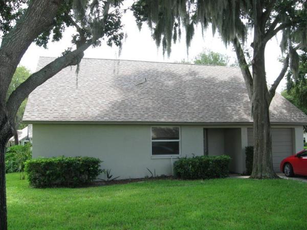 CHATEAUX WOODS CONDO