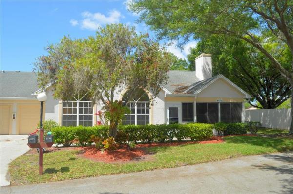 CALUMET AT CENTERGATE