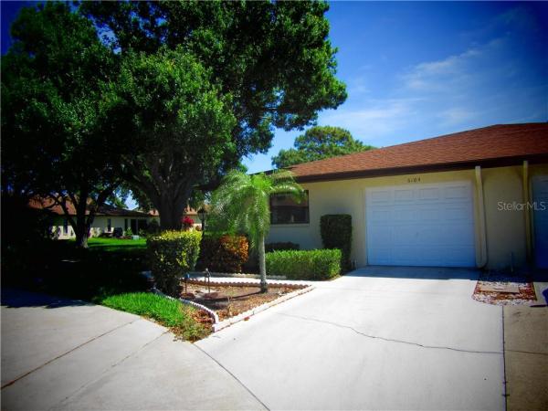 VIVIENDA AT BRADENTON II CONDO