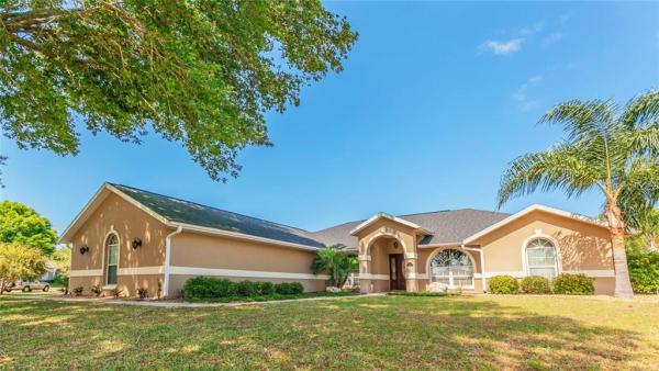 FAIRWAYS/ROLLING HILLS