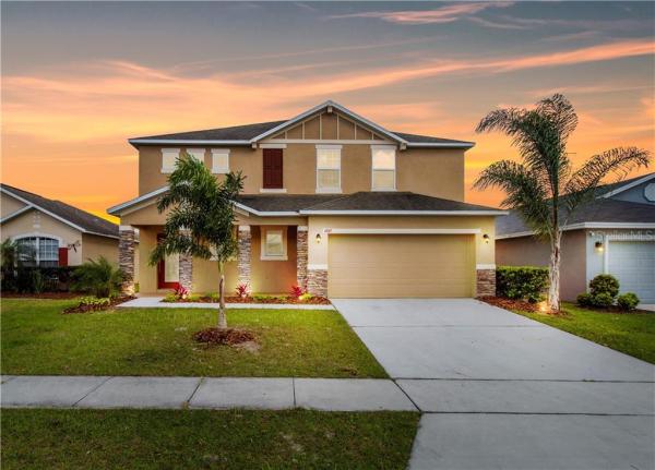 COUNTRY CLUB ESTATES