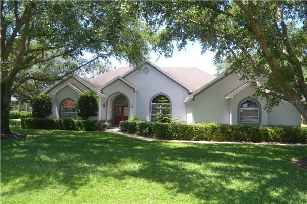 ELOISE POINTE ESTATES