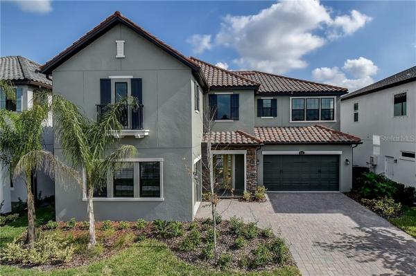 THE PROMENADE AT LAKE PARK