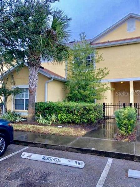 RIVERCREST TWNHMS WEST PH 01