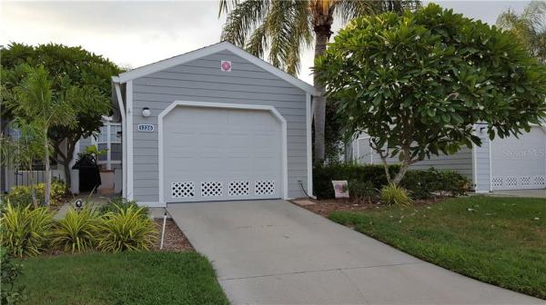 SPOONBILL LANDING AT PERICO BAY