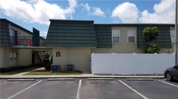 FOUNTAIN SQUARE CONDO