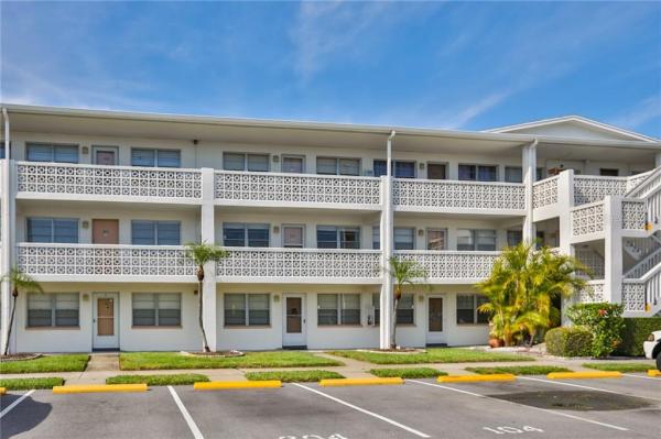 WINSTON GATEWAY ASSOC INC CONDO